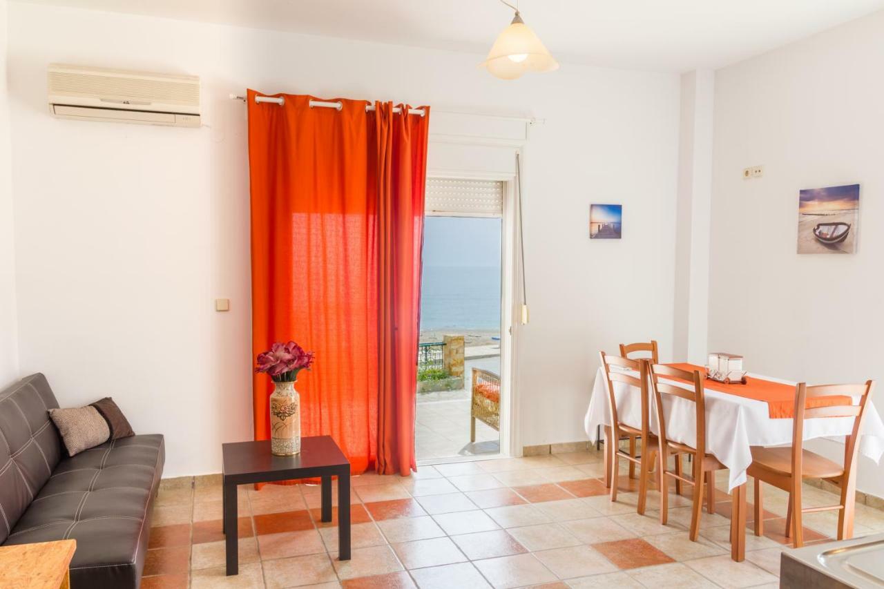 Kaya Sea Apts - Stegna Vakantiehuis *