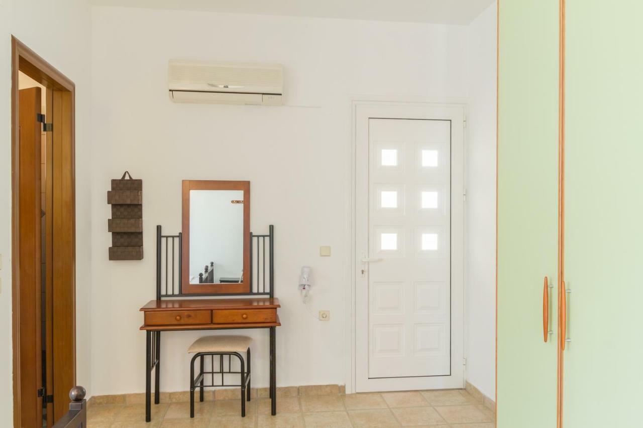 Kaya Sea Apts - Stegna Vakantiehuis *